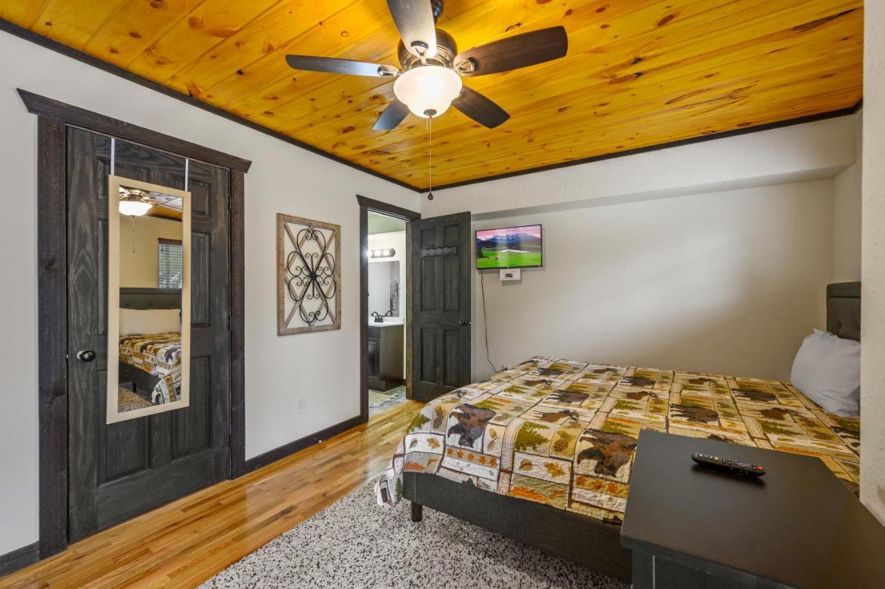 Smoky Mountain Chalet Пиджен Фордж Екстериор снимка