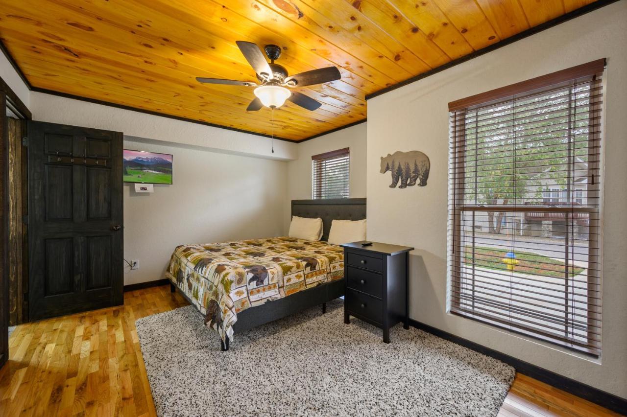 Smoky Mountain Chalet Пиджен Фордж Екстериор снимка