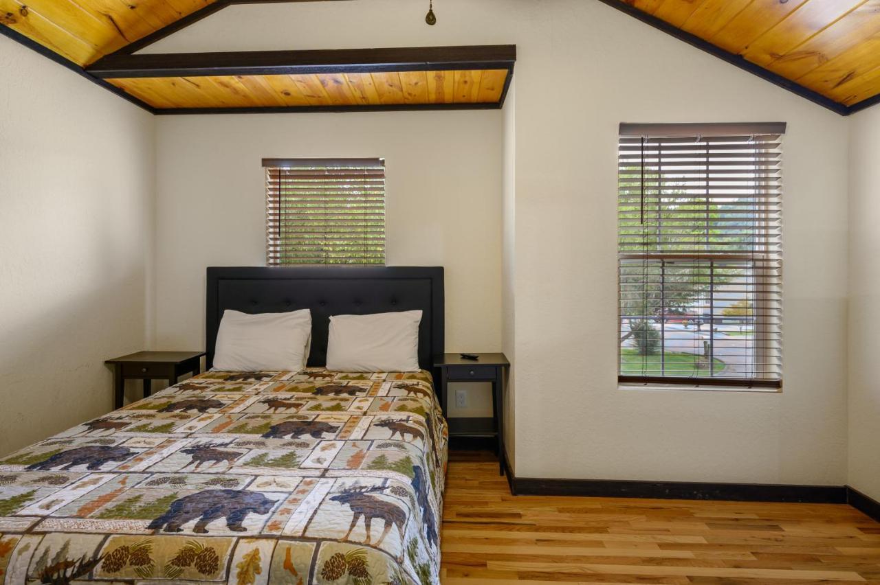 Smoky Mountain Chalet Пиджен Фордж Екстериор снимка